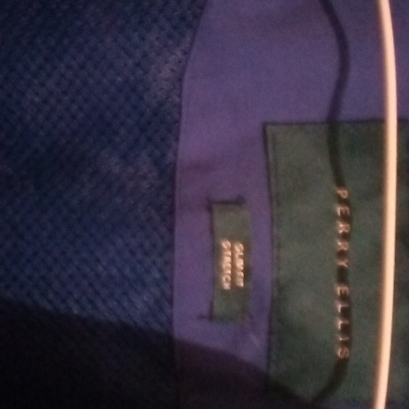 Bundle of 5 could be six - Picture 2 of 11